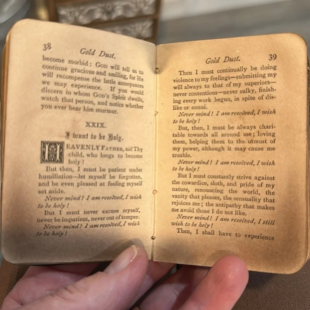 Gold Dust booklet from 1880. Very small black leather bound with gold leafing